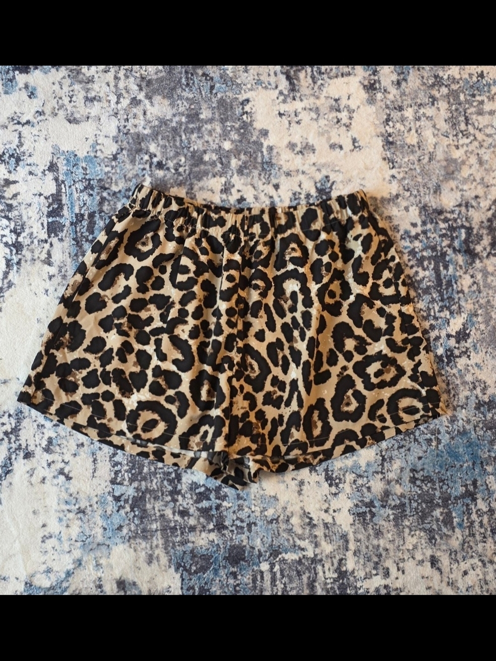 💥💥5 For $25💥💥 SHEIN Leopard Print Elastic Waist Shorts - Tan & Black